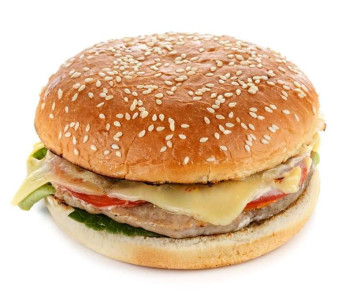 Сытный бургер с курицей и грибами