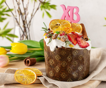 Кулич творожный с цукатами