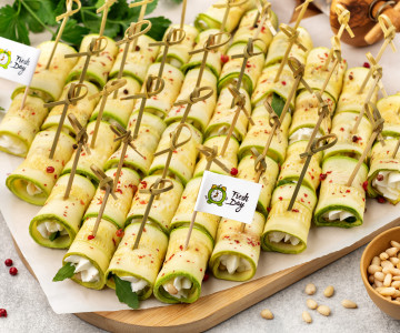 Рулетики из кабачков с орешками 40 шт.