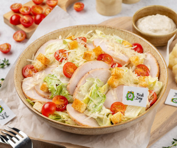 Салат Цезарь с курицей 1 кг