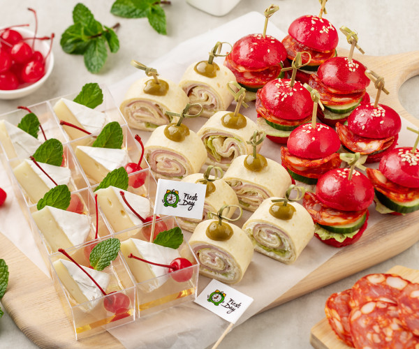 Ассорти авторских закусок №3 24 шт.