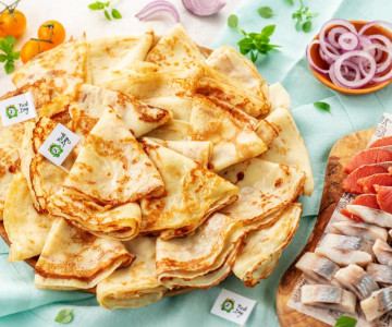 Блины с сельдью и красной рыбой 20 шт.